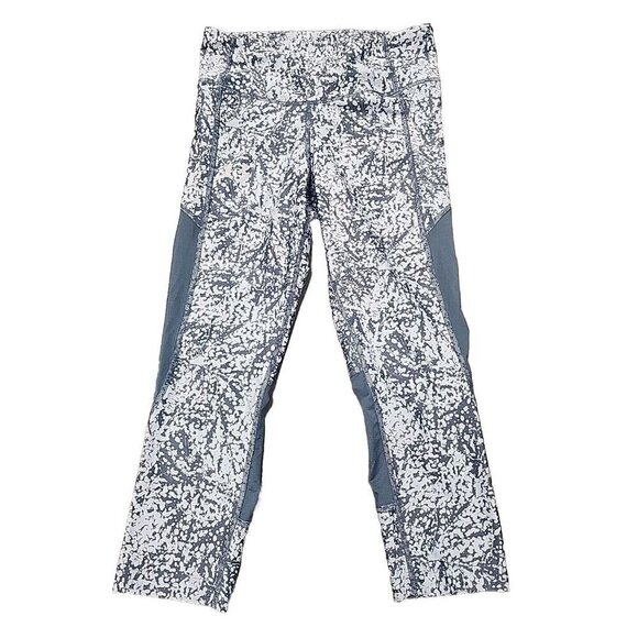 Under Armour Leggings Capris Heatgear Compression Low Rise Gray Women's Small - Picture 1 of 10